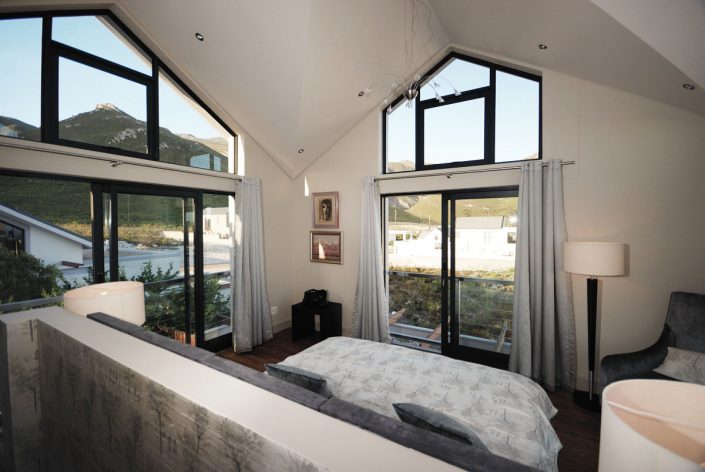 Fernkloof 4 Master Bedroom view towards mountains